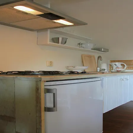 Cozy In With Terrace Ferienhaus